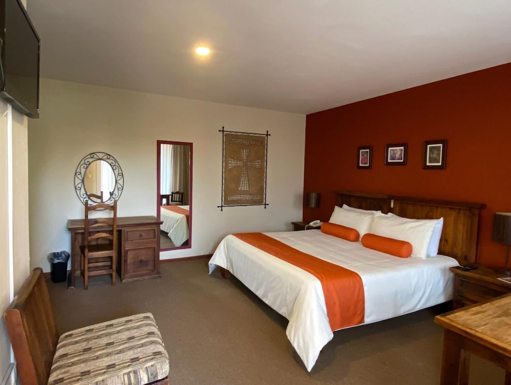 Collection O Hotel La Huerta Golf & Hotel, Cholula 2/58