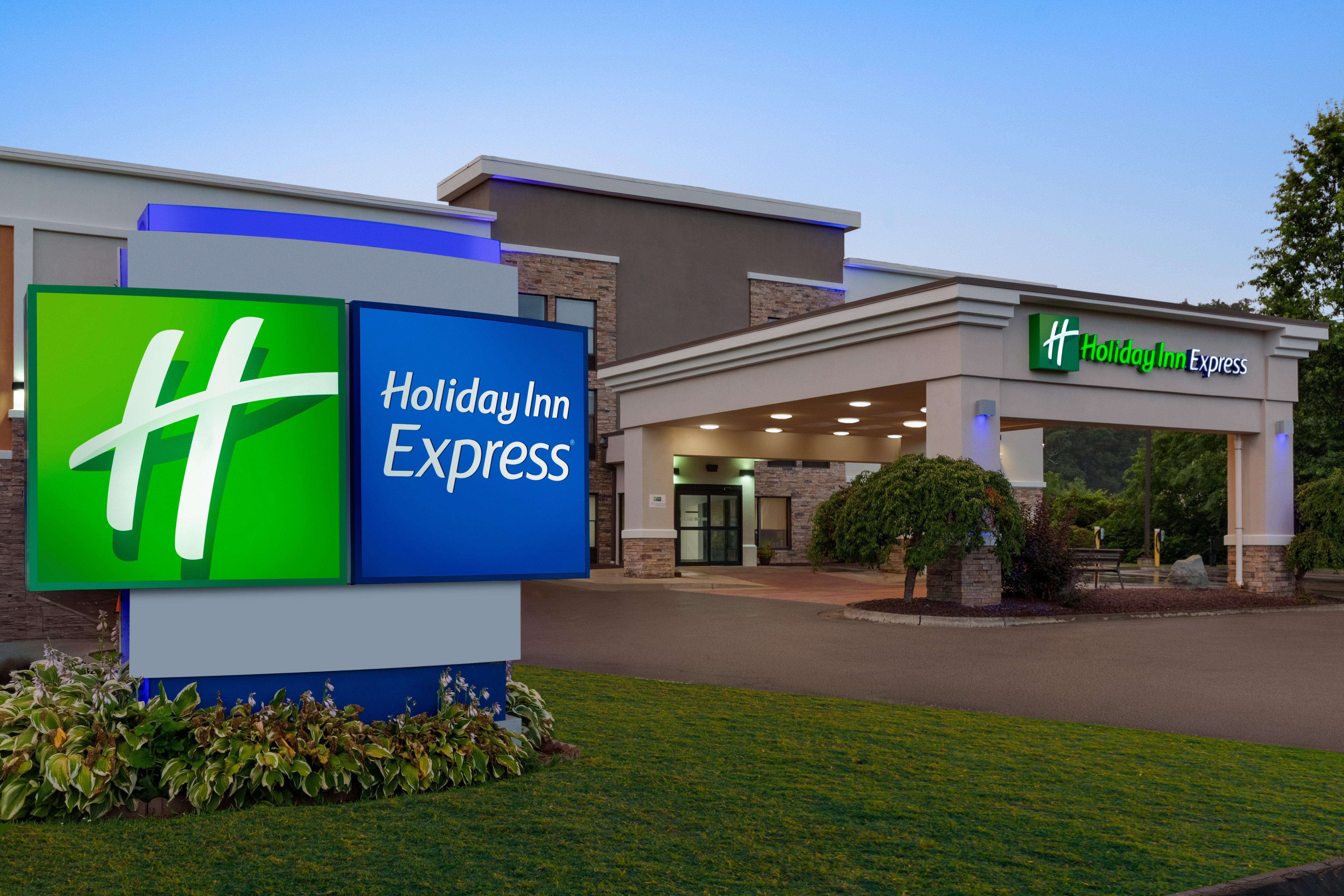 Holiday Inn Express Painted Post Corning Area 1/28