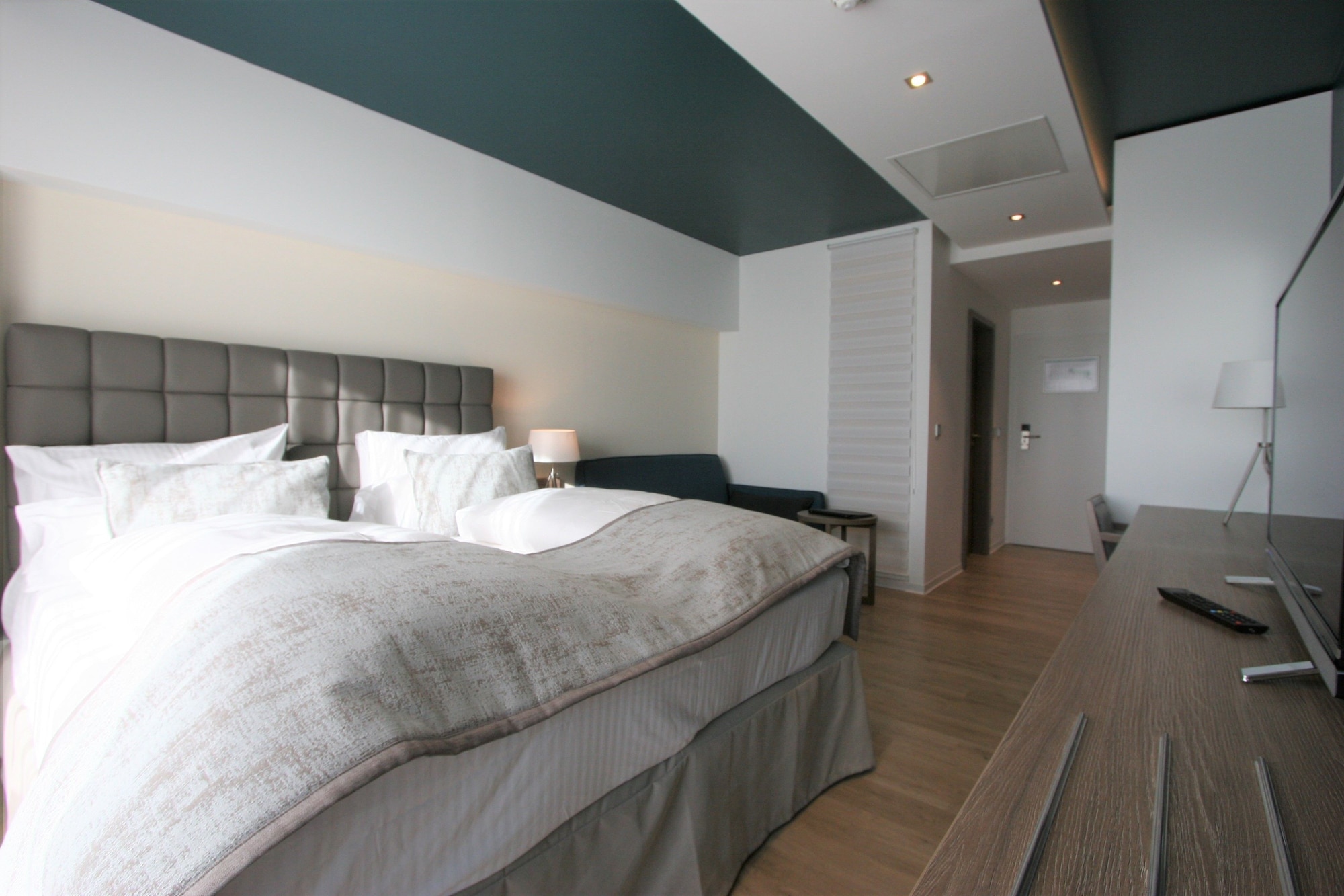 Comfort, Double Bed, Sofa
