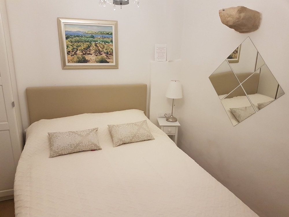 Rilati Old Town Palace 5/50