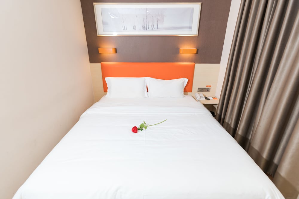 7 Days Premium Hotel 14/56