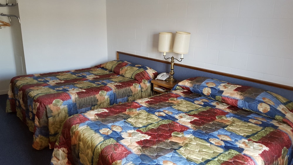 Guest Lodge 27/70