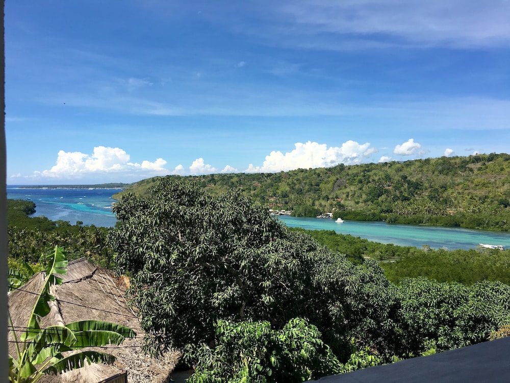 Twin Island Villas And Dive Resort 57/76