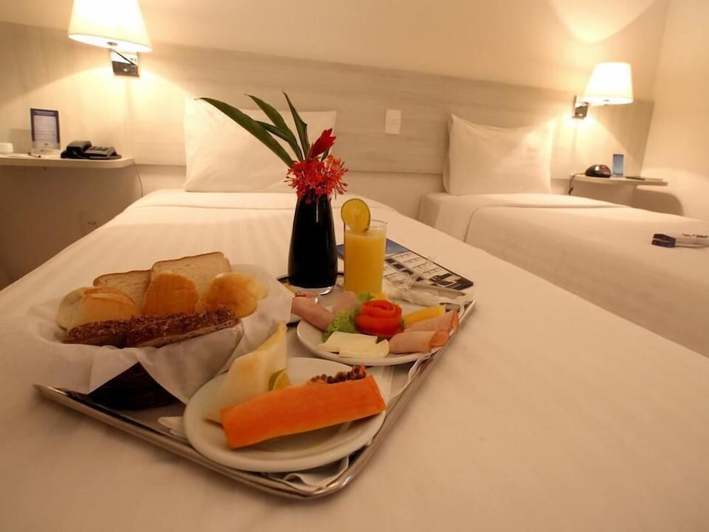 Camacari Plaza Hotel 49/72