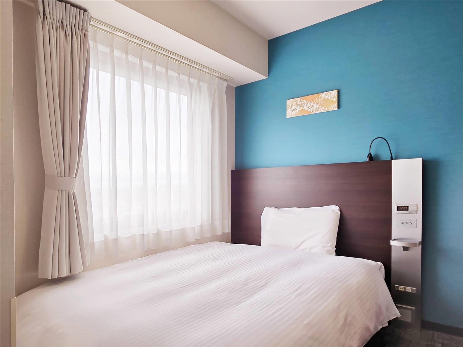 Room, Double Bed