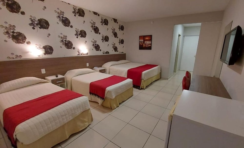Foz Plaza Hotel 24/76