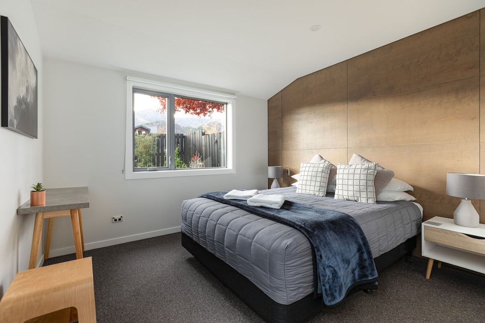 Arrowtown Motel Apartments 8/72