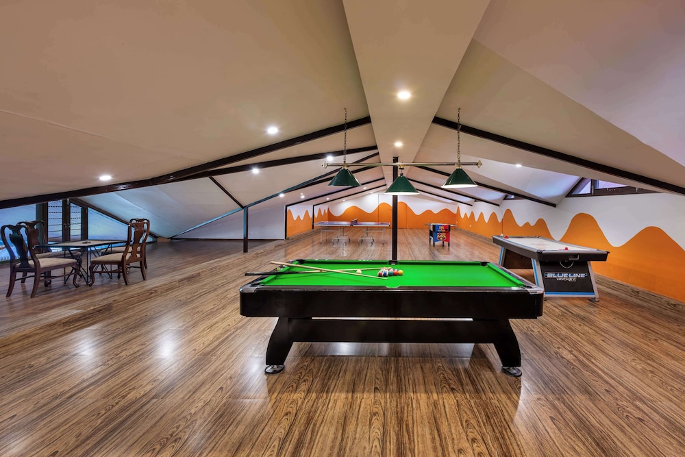 Glenview Resort Kasauli, a member of Radisson Individuals 25/50