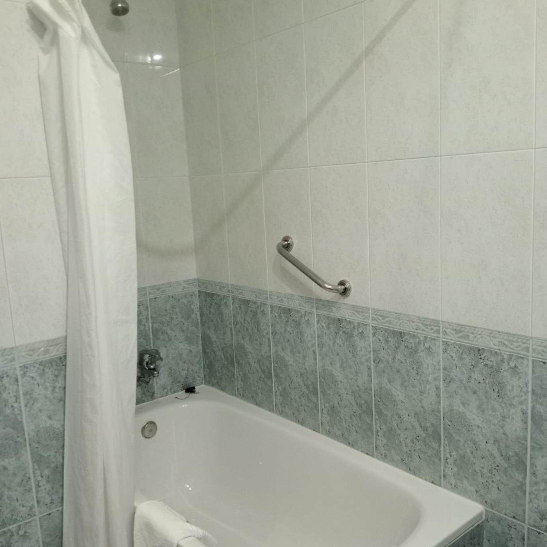 Bradomin Hotel 49/50