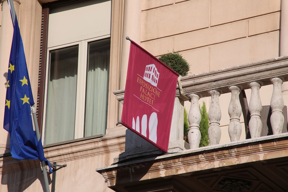 Esposizione Palace Hotel 32/50