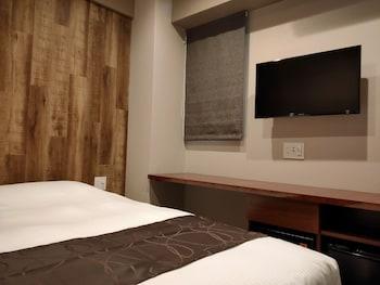 ROOM, SEMI DOUBLE BED