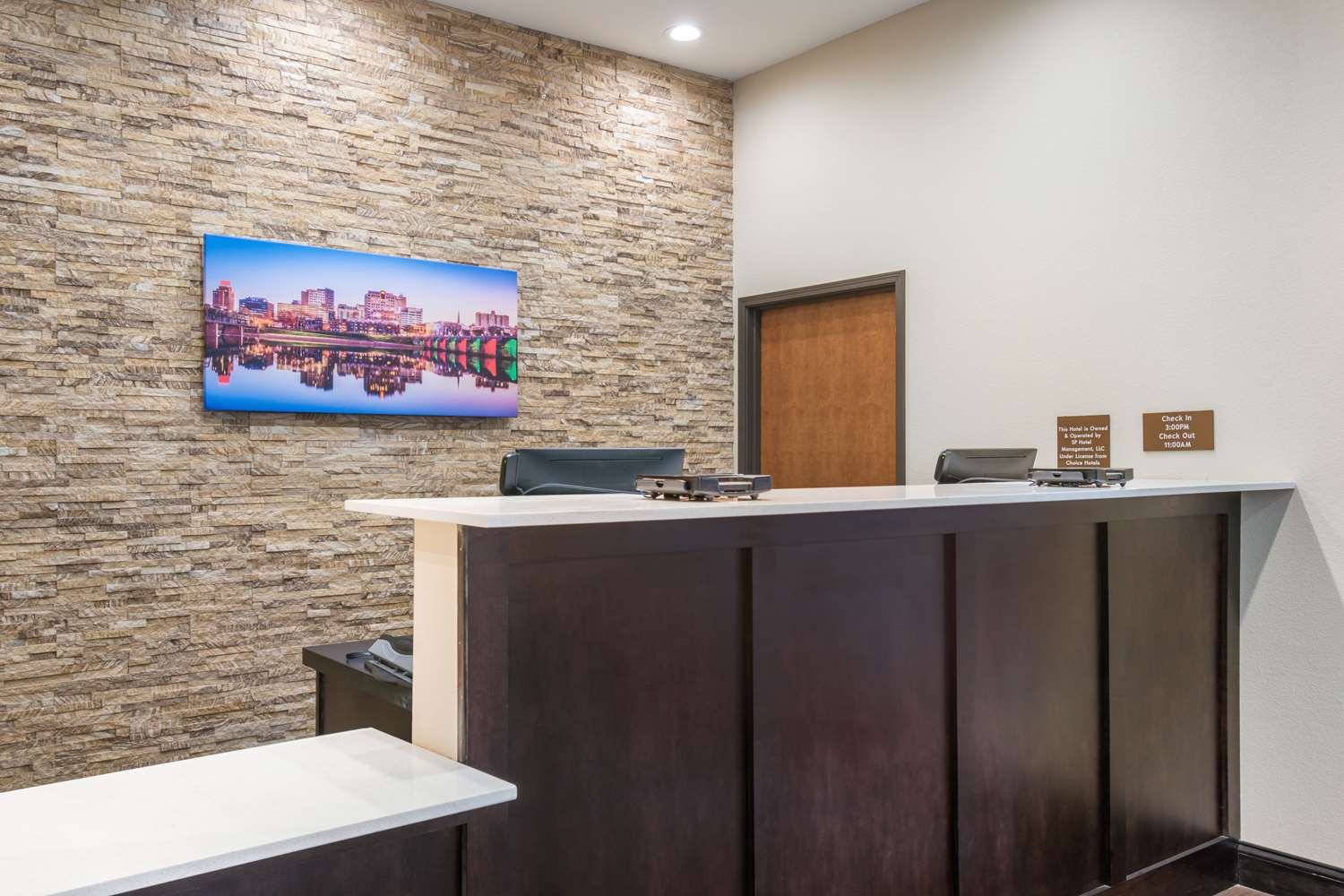 Comfort Inn Suites Harrisburg Hershey West 7/49