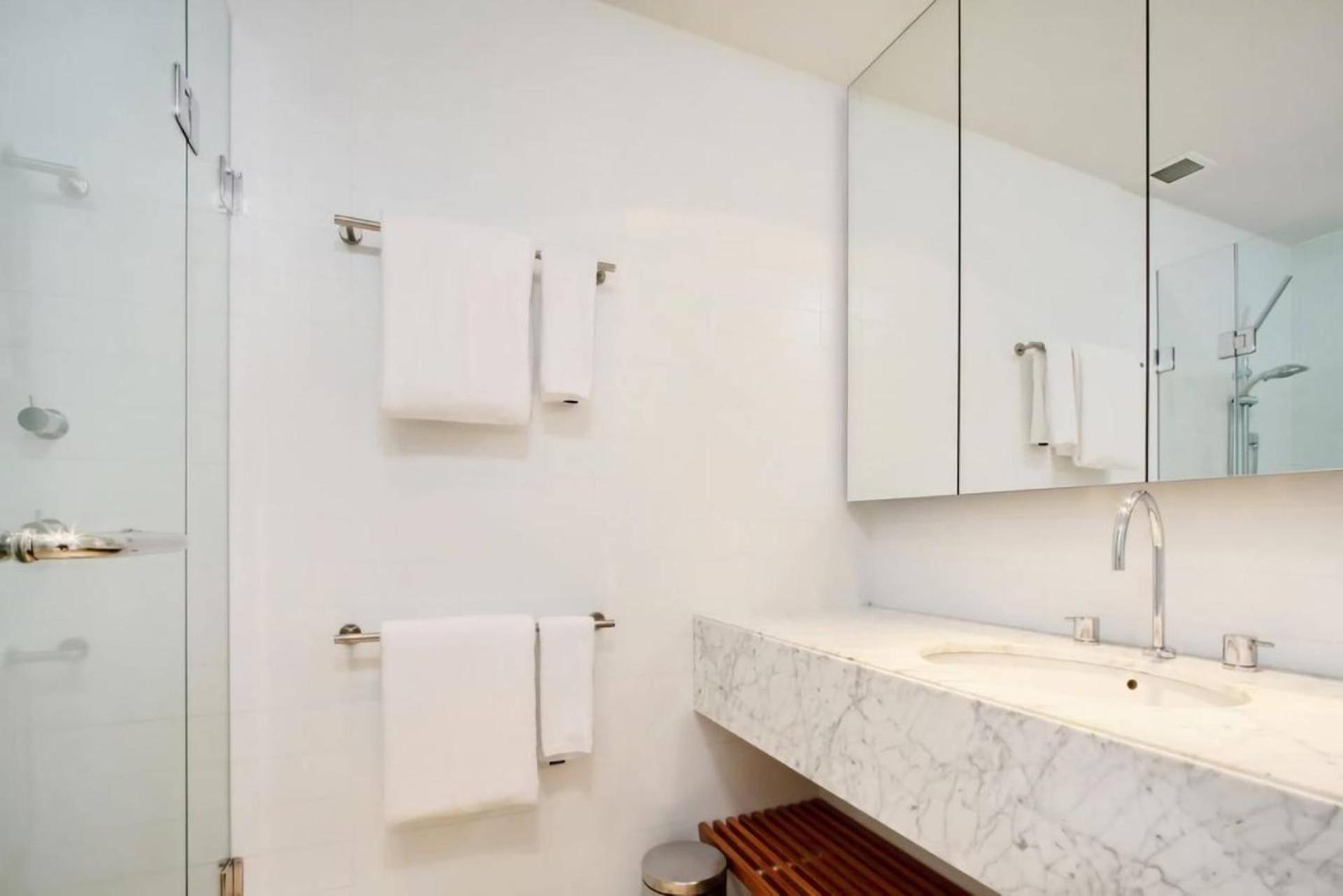 Accommodate Canberra Realm 22/24