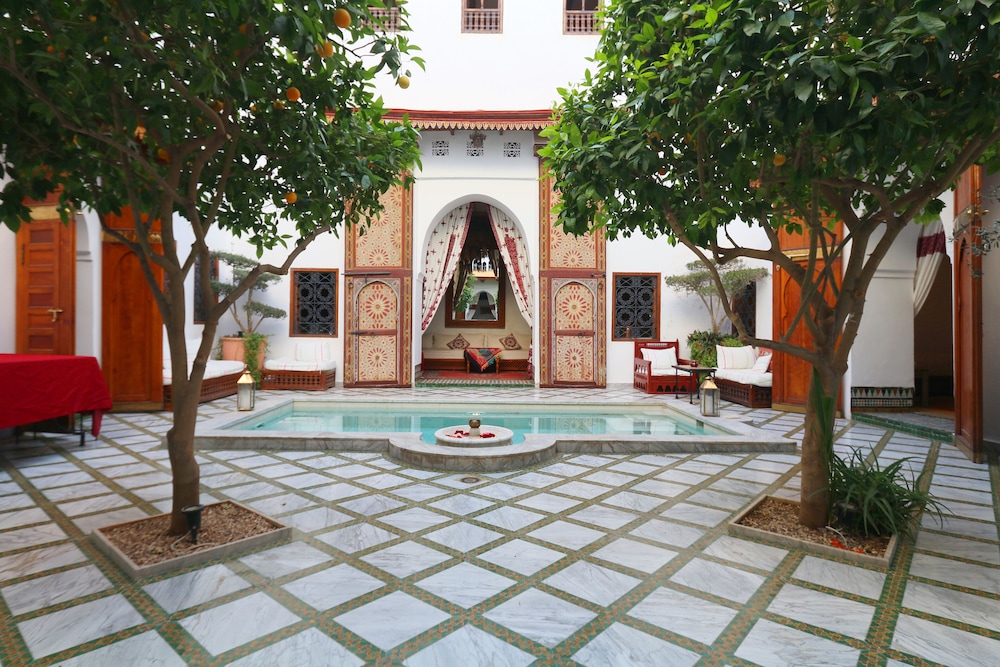RIAD ZINEB 7/47