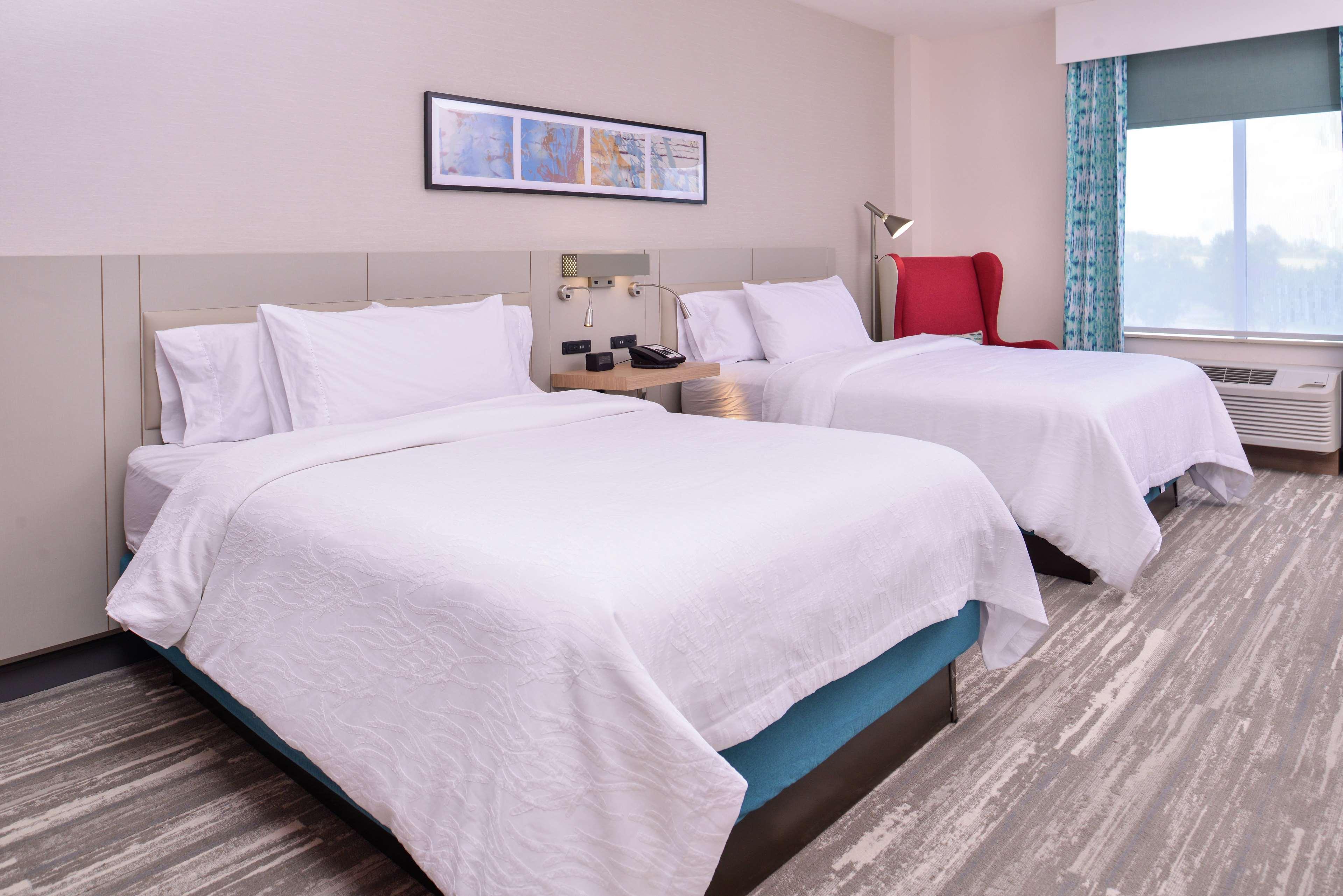 PREMIUM, 2 QUEEN BEDS
