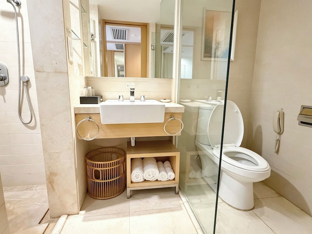Grand Mercure Dongguan Humen 70/74