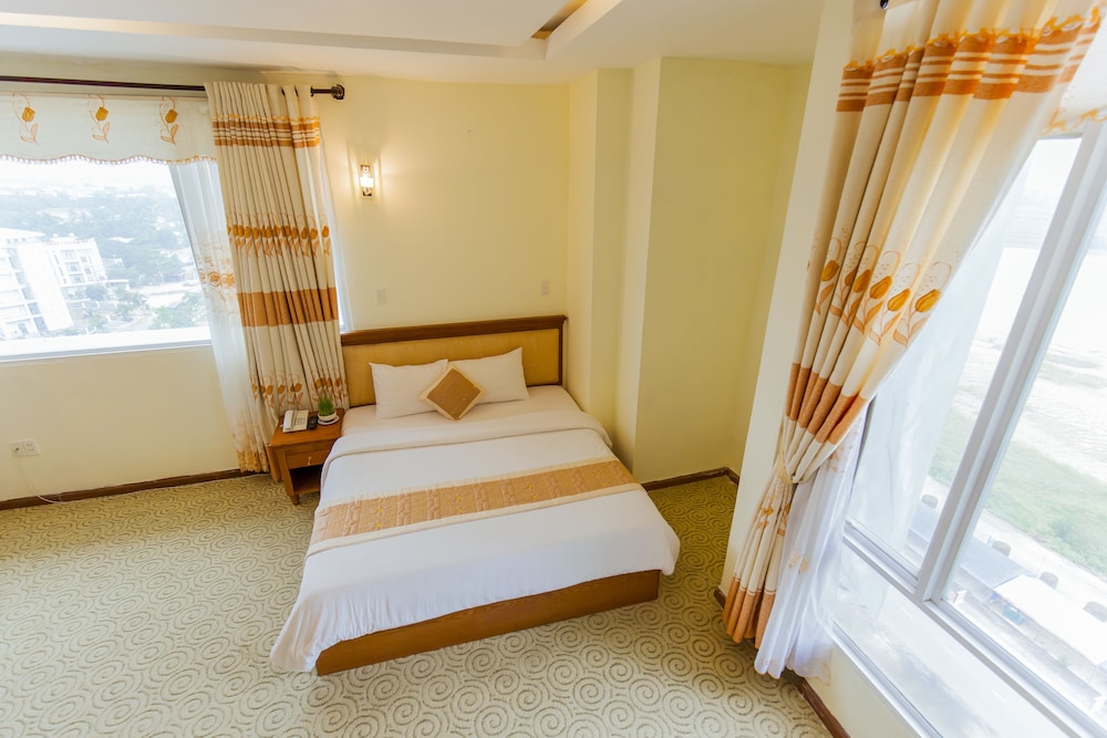 جناح بسريرين منفصلين بإطلالة على النهر، Thien An Riverside Hotel 3/10