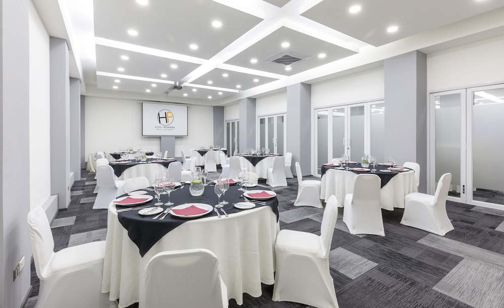 Hotel Frontera Clasico 30/38