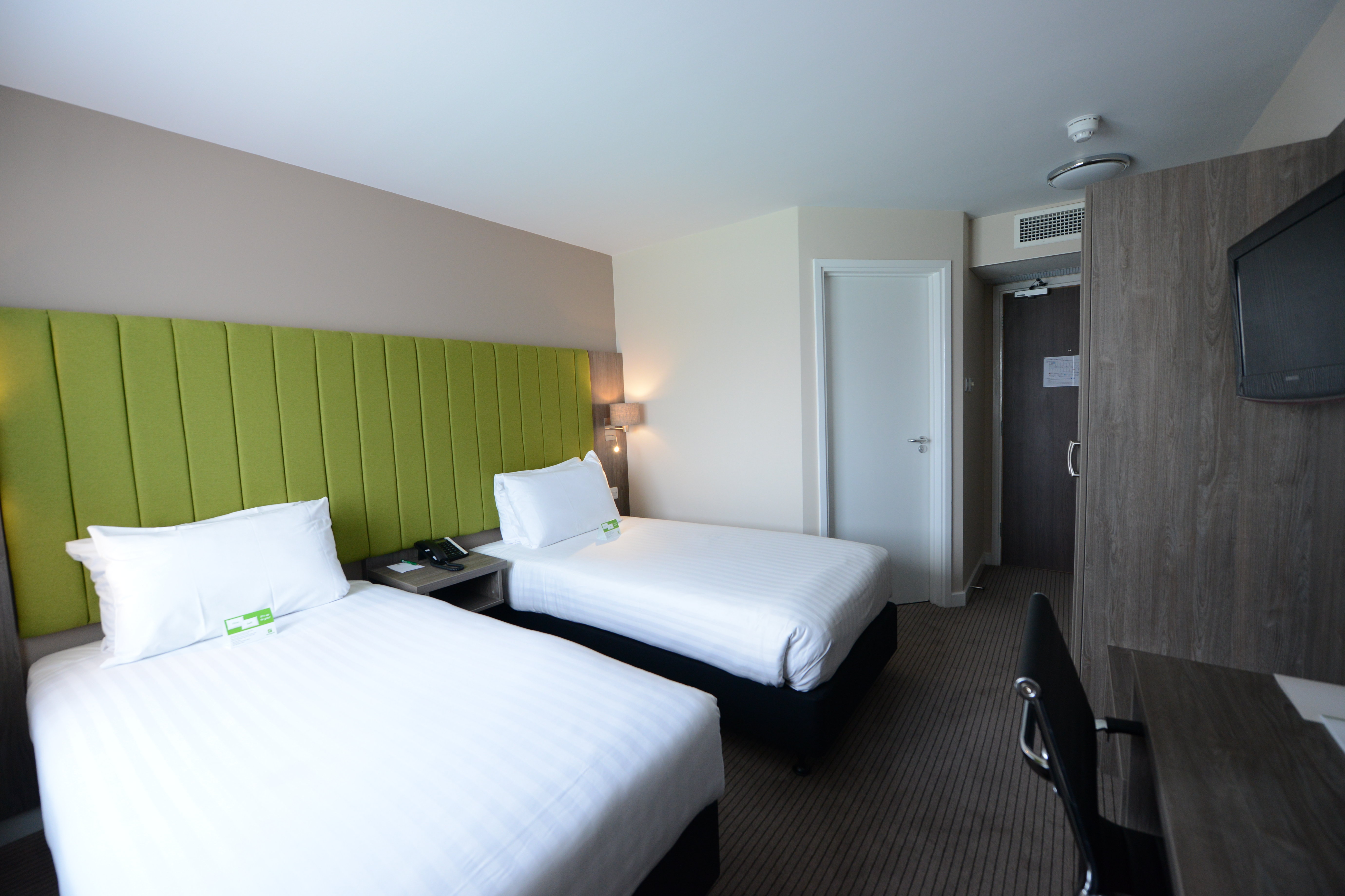 Room, Twin Beds