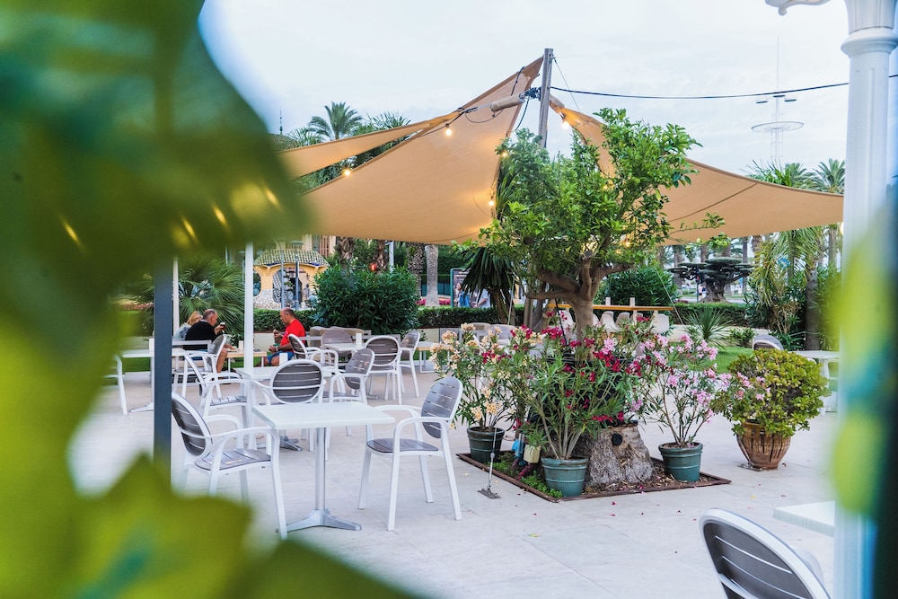 Hotel Planas 42/50