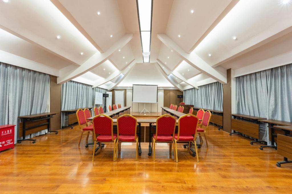 City Comfort Inn Shiyan Wudang Mountain 40/50