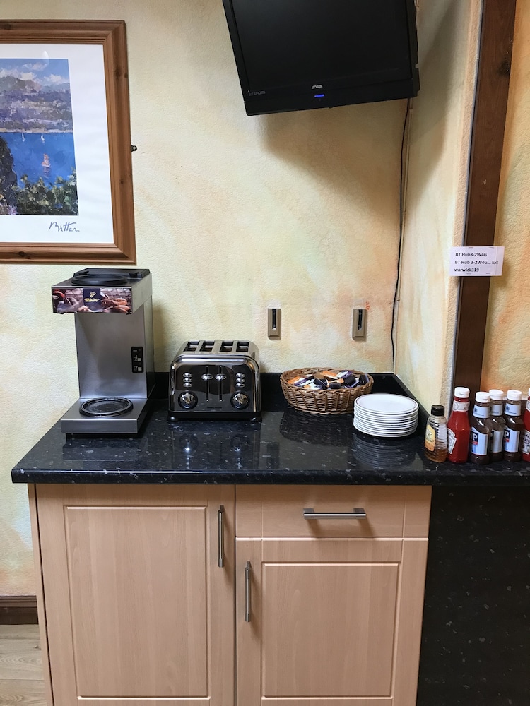 Warwick Lodge 13/24