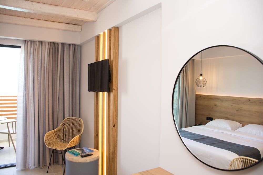 Casa Blu Boutique 32/64
