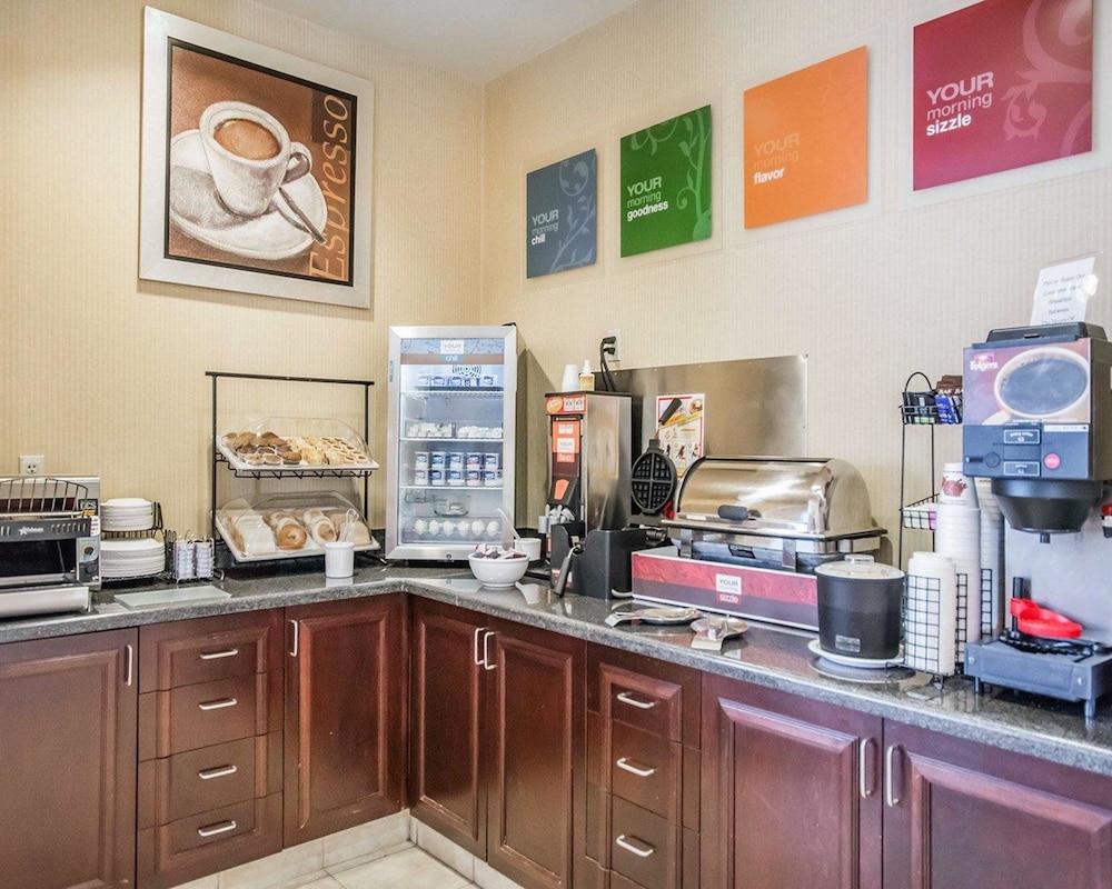 Comfort Inn Sturgeon Falls 30/40