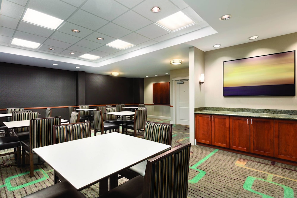 Residence Inn by Marriott Newport/Middletown 35/38