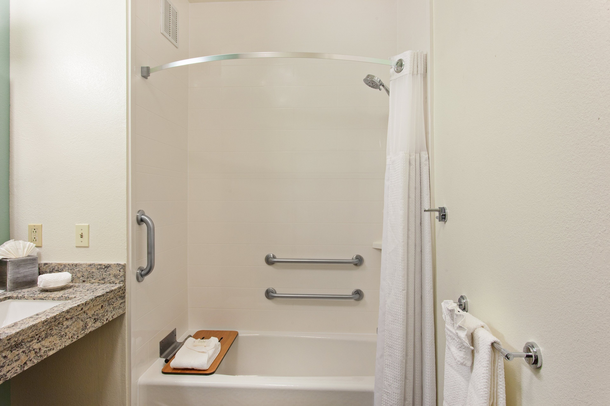 جناح بغرفة نوم واحدة بمطبخ لذوي الإعاقة، Staybridge Suites Irvine East/Lake Forest 2/3