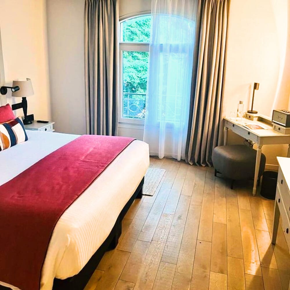 Hostellerie Cedre and Spa Beaune 17/55