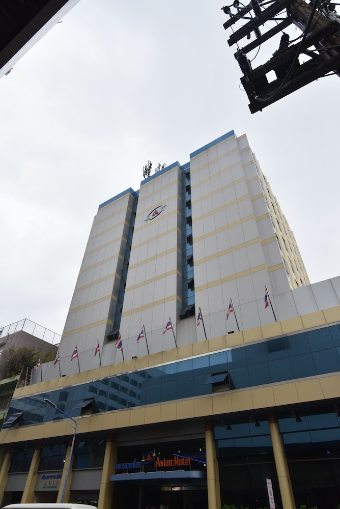 Asian Hotel Hatyai 3/72