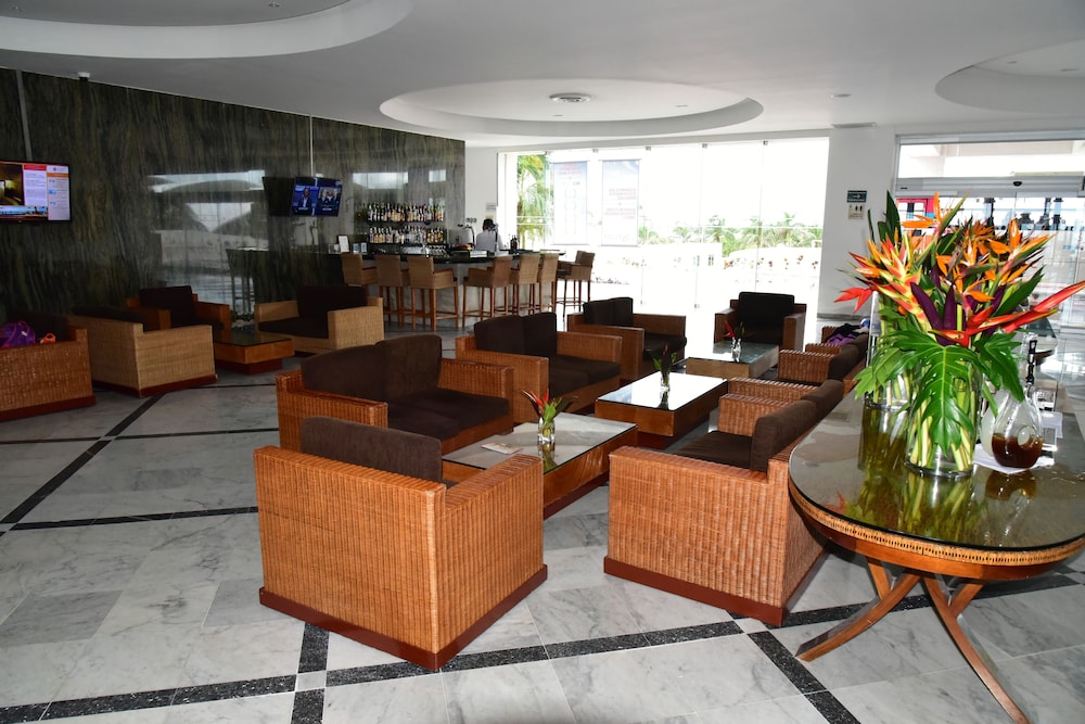 Sunset Royal Beach Resort All Inclusive 30/49