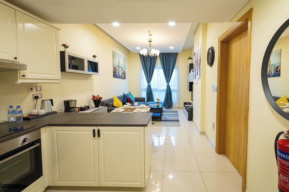 Al Manzil Residence & Suites 11/54