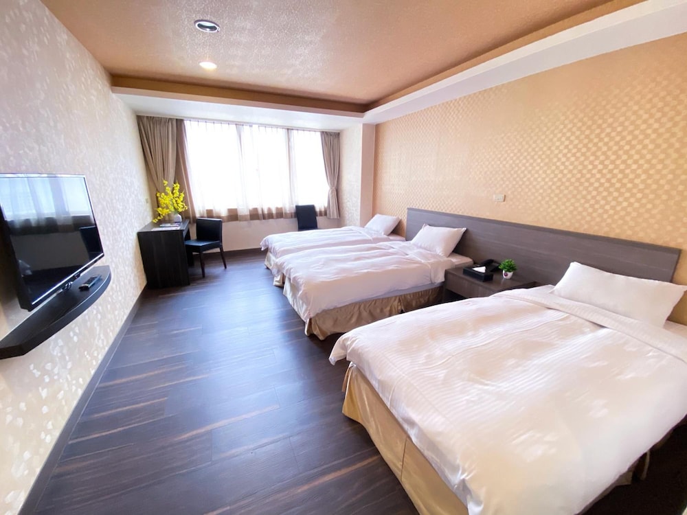 West Hotel 23/55