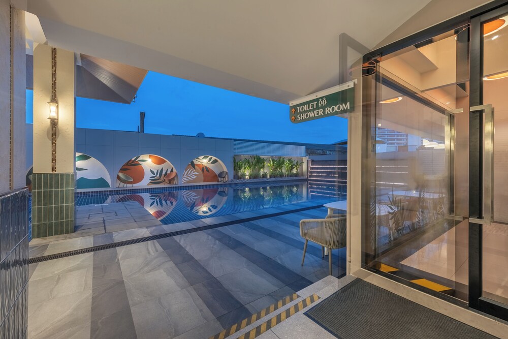 Buri Sriphu Hotel 38/66