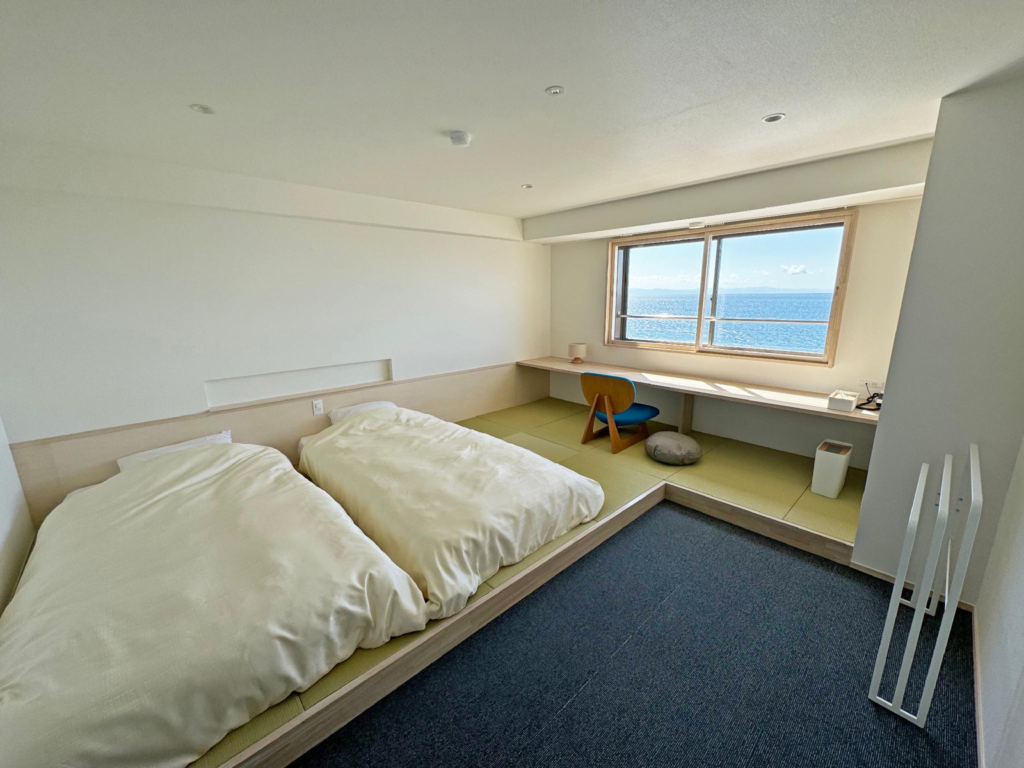 Renovated, Japanese Western, Superior, Twin Beds, Ocean View