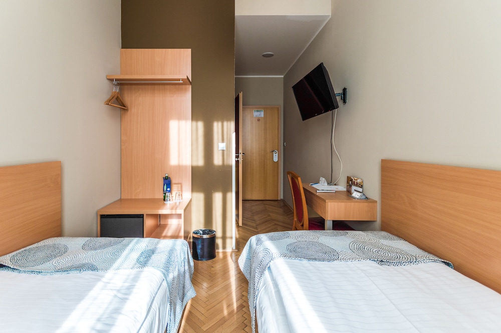 Hotel Adler 23/50