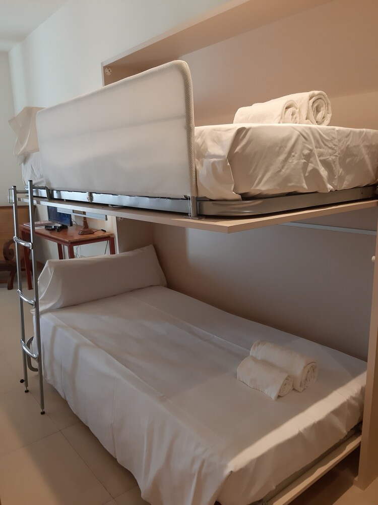 Hotel Villa Marcilla 26/67