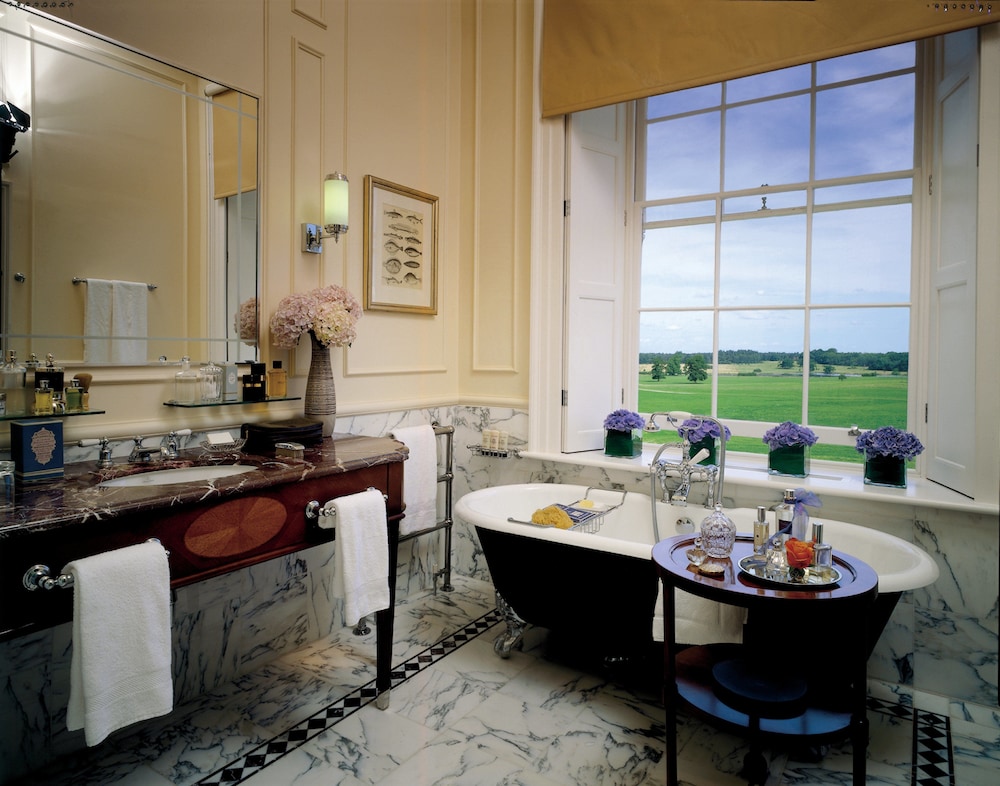 Four Seasons Hotel Hampshire 67/84
