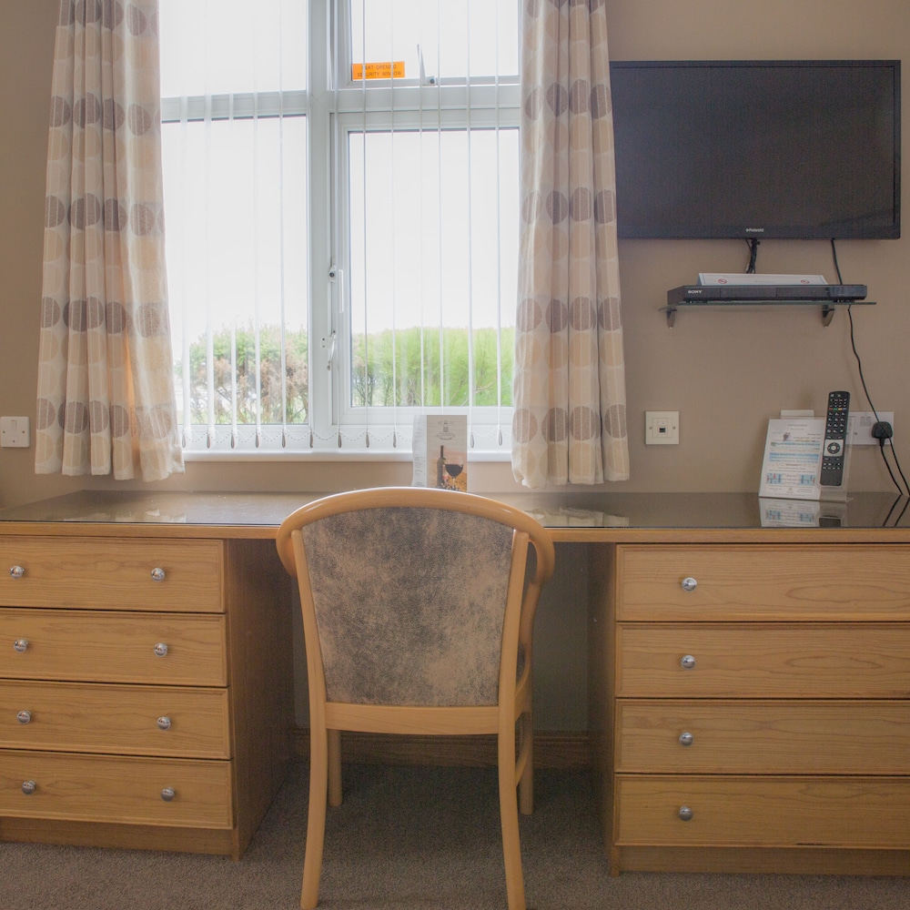 Little Haven Hotel 66/100