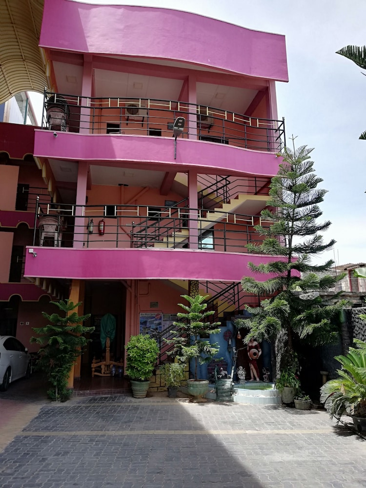 Sunshine Hotel And Hall 3/46