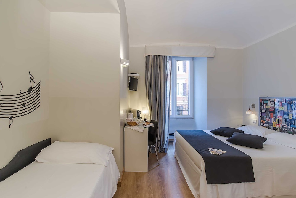 94rooms Vatican Scipioni 12/70