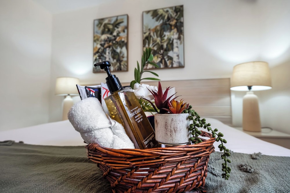 Adulo Apartments 22/48