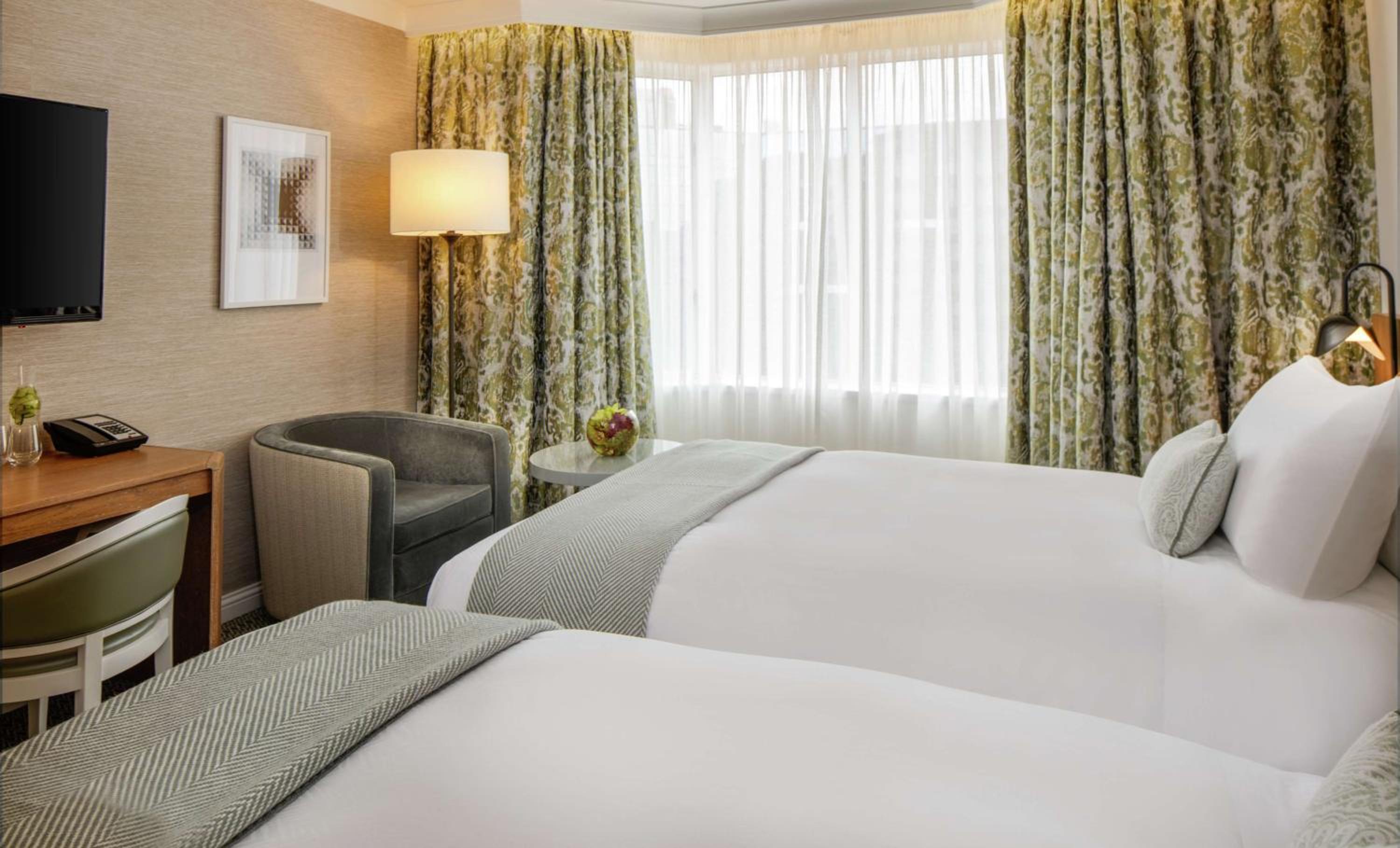 CONNECTING, TWIN BEDS, KING BED