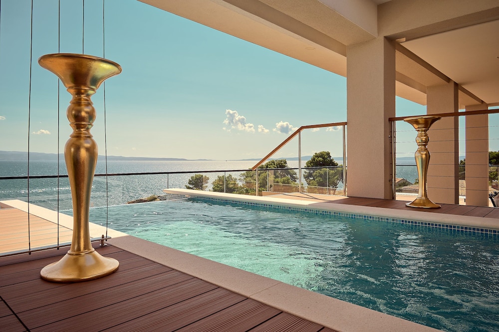 Hotel Villa Harmony 71/77