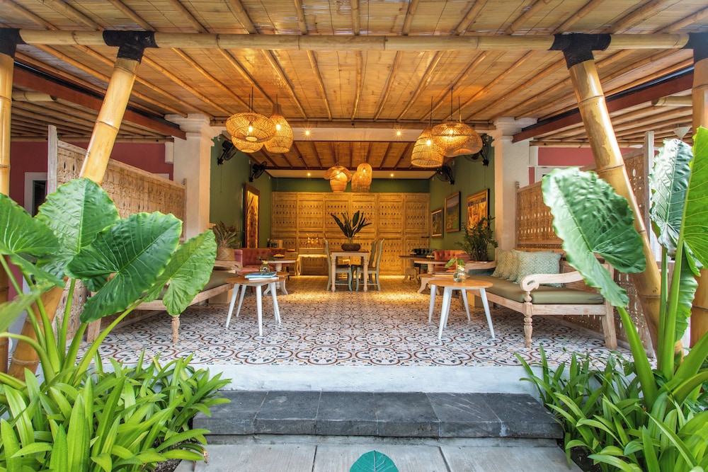 PinkPrivate Sanur - for Cool Adults Only 6/50
