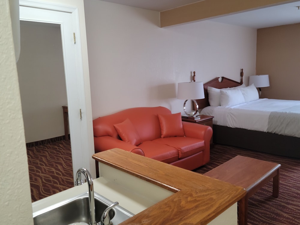 HAWTHORN SUITES BY WYNDHAM ALLENTOWN-FOGELSVILLE 24/46