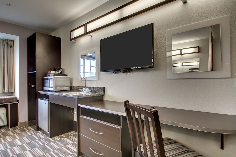 Microtel Inn & Suites Tuscaloosa Near University 28/30