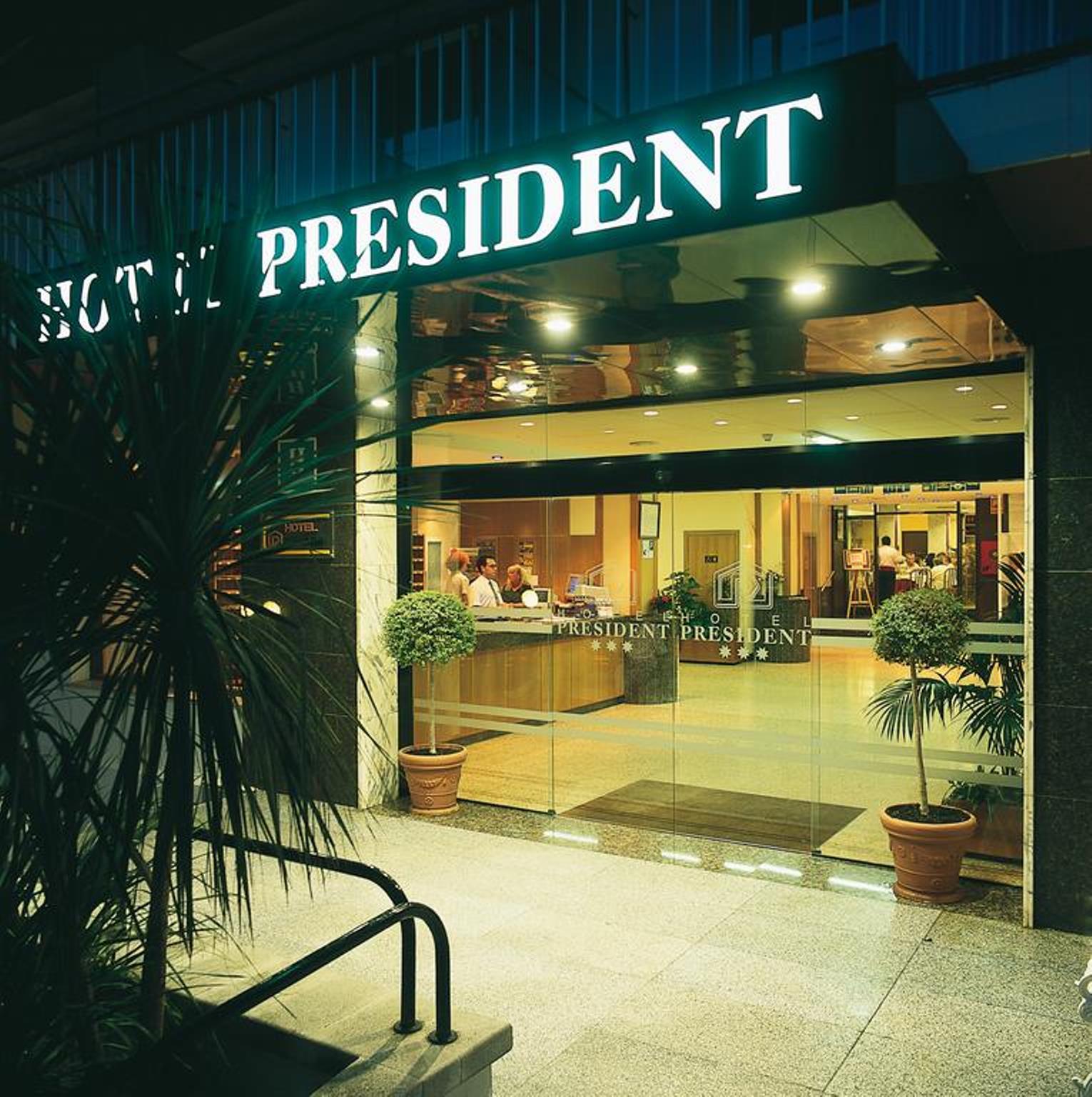 President Hotel 2/41